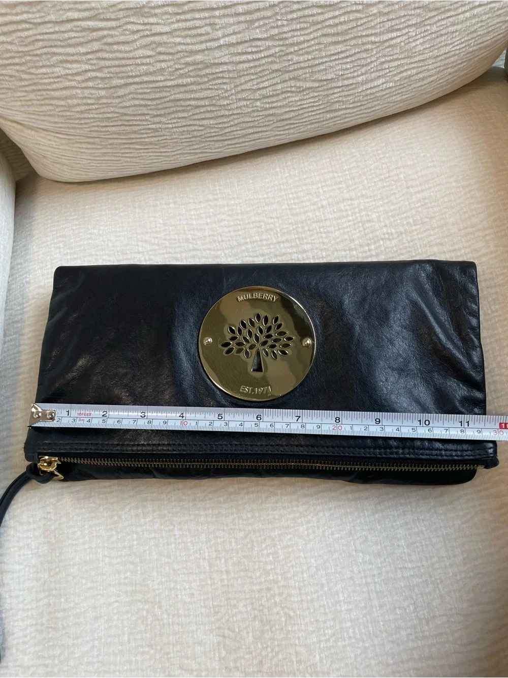 Mulberry Authentic Spongy Black Calfskin Daria Clutch with Gold Tree Medallion